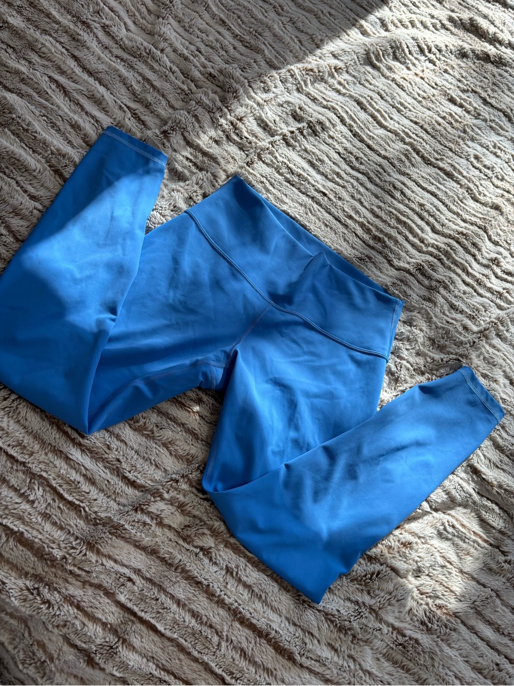 Lululemon size 8 - Picture 3 of 4
